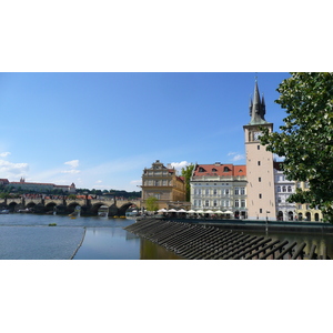 รูปถ่าย สาธารณรัฐเช็ก(Czech Republic) ปราก(Prague) ริมฝั่งสเมตานา(Smetanovo nabr) 2007-07 20