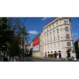 รูปถ่าย สาธารณรัฐเช็ก(Czech Republic) ปราก(Prague) ริมฝั่งสเมตานา(Smetanovo nabr) 2007-07 4