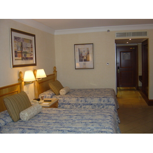 รูปถ่าย สหรัฐอาหรับเอมิเรตส์(United Arab Emirates) ดูไบ(Dubai) โรงแรมเชอราตัน จุมัยเราะห์บีช(Sheraton Jumeirah Beach Hotel) 2005-09 6