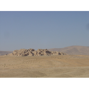 รูปถ่าย จอร์แดน(Jordan) ทะเลทรายวาดีรัม(Wadi Rum Desert) 2004-10 30
