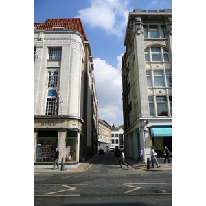 รูปถ่าย อังกฤษ(United Kingdom) ลอนดอน(London) ถนนท็อตแนมคอร์ต(Tottenham Court Road) 2007-09 63