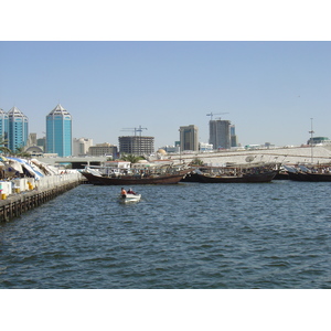 รูปถ่าย สหรัฐอาหรับเอมิเรตส์(United Arab Emirates) ชาร์จา(Sharjah) 2005-03 24