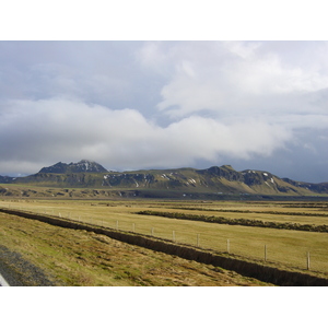 รูปถ่าย ไอซ์แลนด์(Iceland) เดียร์โฮไล(Dyrholaey) 2003-03 32