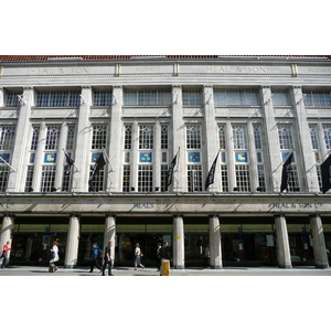 รูปถ่าย อังกฤษ(United Kingdom) ลอนดอน(London) ถนนท็อตแนมคอร์ต(Tottenham Court Road) 2007-09 27