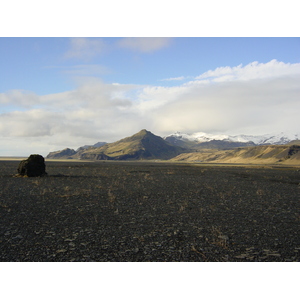 รูปถ่าย ไอซ์แลนด์(Iceland) แอจาฟโจล(Eyjafjoll) 2003-03 7