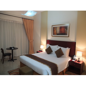 รูปถ่าย สหรัฐอาหรับเอมิเรตส์(United Arab Emirates) ดูไบ(Dubai) บูติกเซเว่น(Boutique 7) 2011-12 3