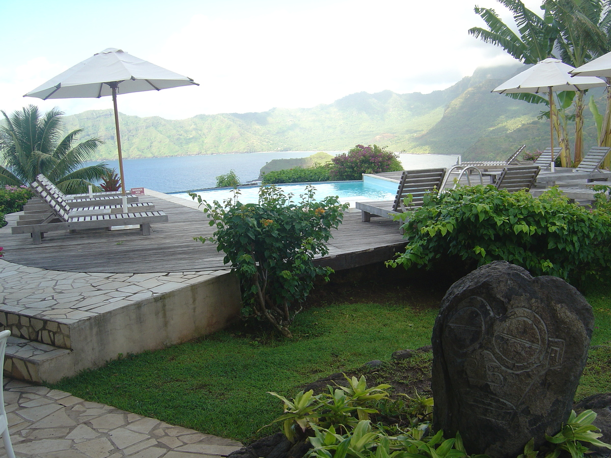 รูปถ่าย เฟรนช์โพลี่นีเซีย(Polynesia) หมู่เกาะมาร์เคซัส(Marquises) 2006-04 67