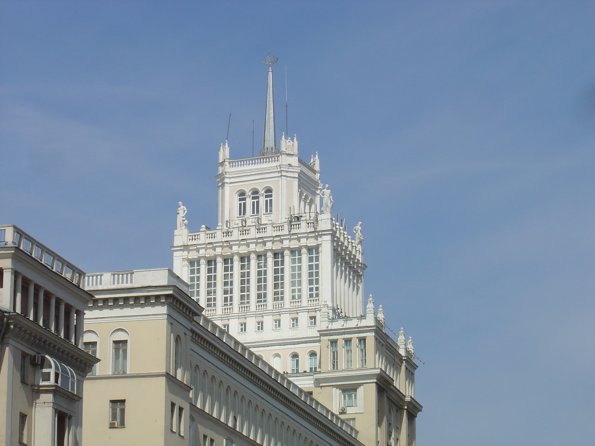 รูปถ่าย รัสเซีย(Russia) มอสโก(Moscow) ถนนตแวร์สกายา(Tverskaya Street) 2005-04 26