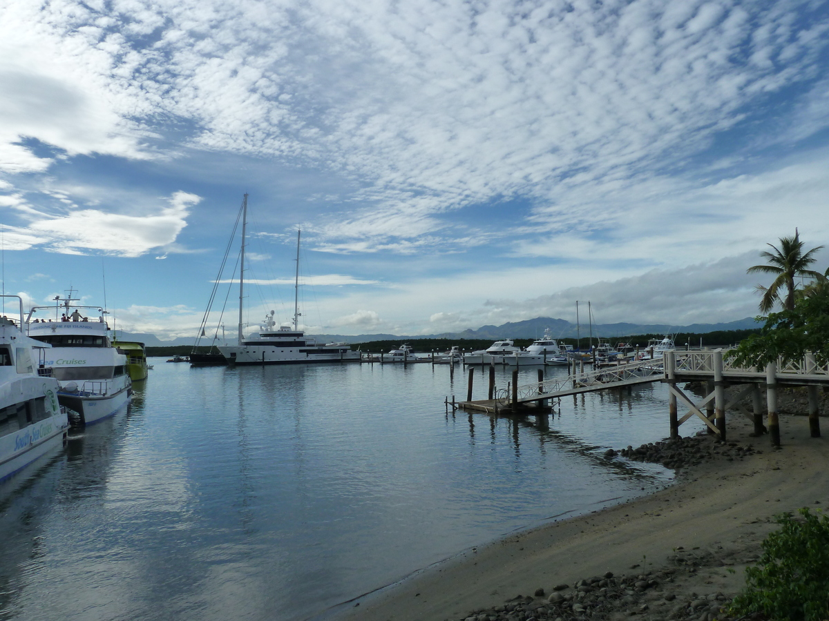 รูปถ่าย ฟิจิ(Fiji) ท่าเรือเดนาเรา(Port Denarau) 2010-05 21