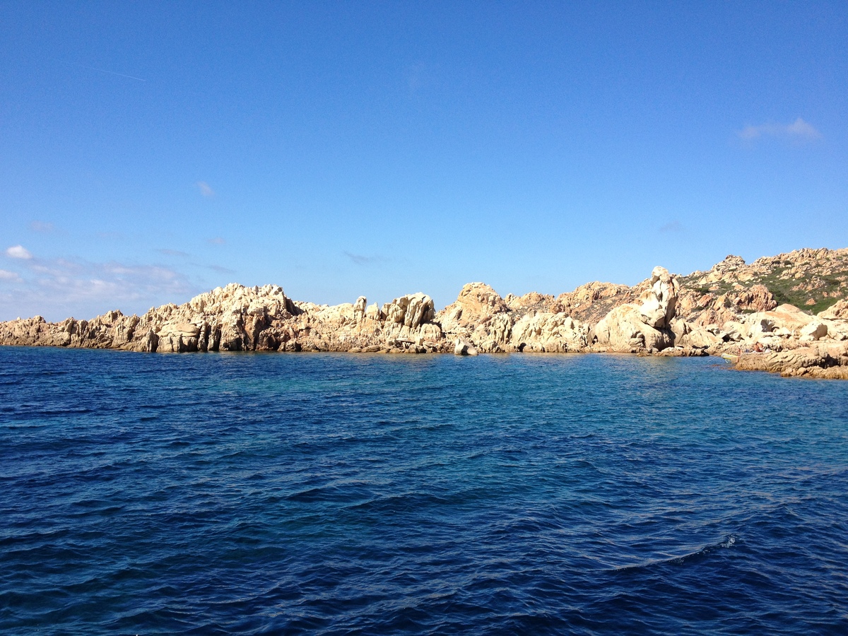รูปถ่าย อิตาลี(Italy) อ่าวกาลาลุงกา(Cala Lunga) 2012-09 8