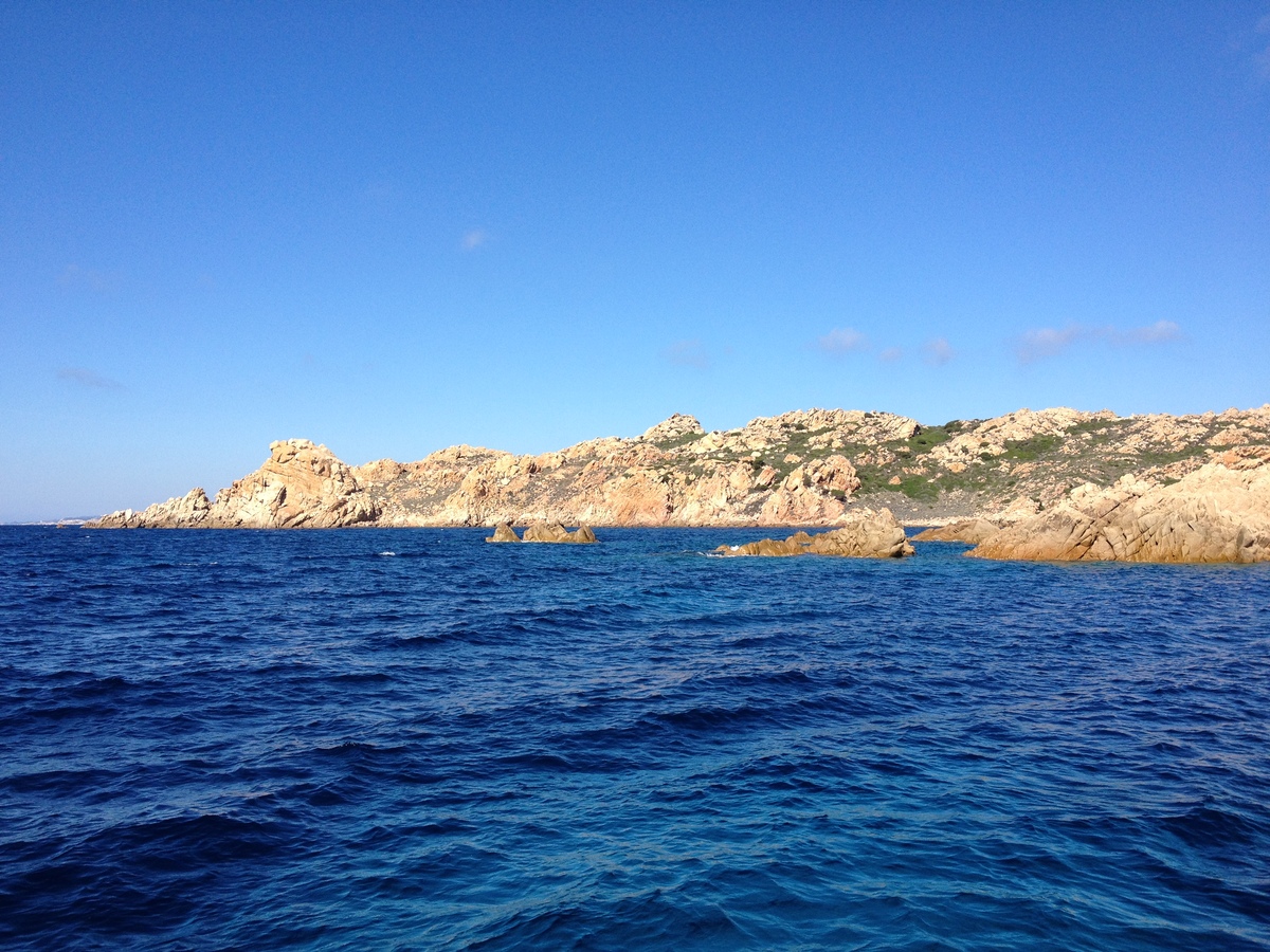 รูปถ่าย อิตาลี(Italy) อ่าวกาลาลุงกา(Cala Lunga) 2012-09 50