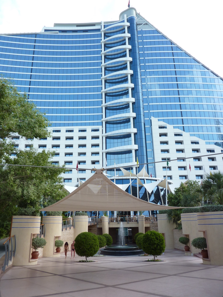 รูปถ่าย สหรัฐอาหรับเอมิเรตส์(United Arab Emirates) ดูไบ(Dubai) โรงแรมจูไมราห์บีช(Jumeirah Beach Hotel) 2009-12 32