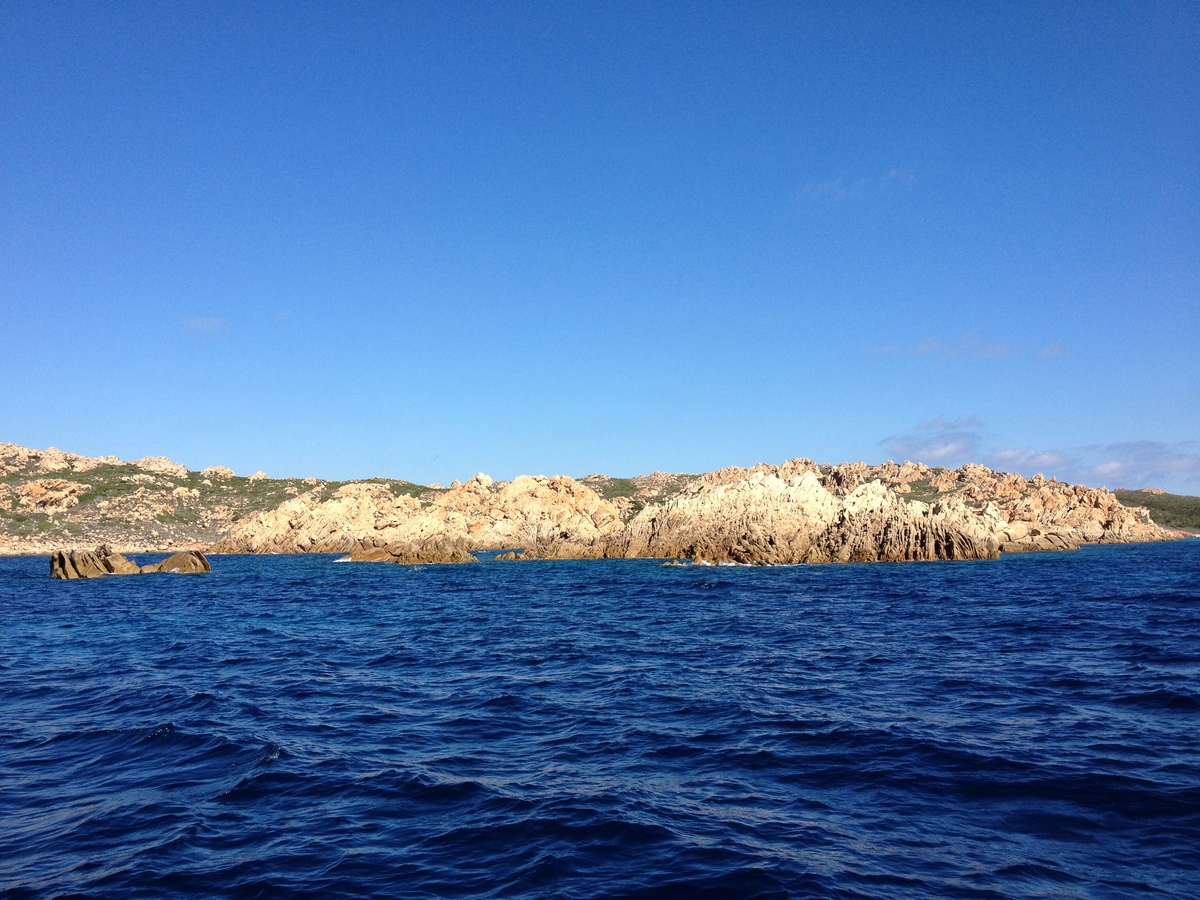รูปถ่าย อิตาลี(Italy) อ่าวกาลาลุงกา(Cala Lunga) 2012-09 43