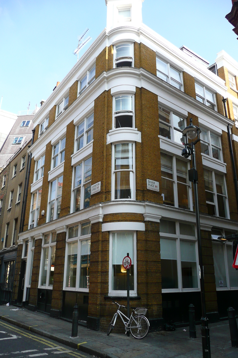 รูปถ่าย อังกฤษ(United Kingdom) ลอนดอน(London) ถนนเล็กซิงตัน(Lexington Street) 2007-09 14