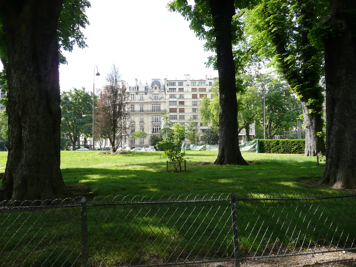 รูปถ่าย ฝรั่งเศส(France) ปารีส(Paris) ถนนฟอช(Avenue Foch) 2007-06 55