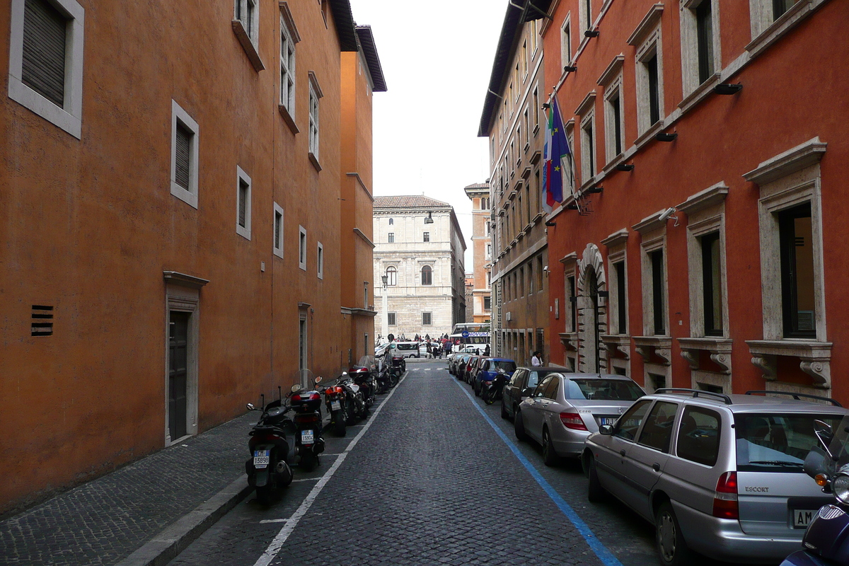 รูปถ่าย อิตาลี(Italy) โรม(Rome) ถนนบอร์โกซานโตสปีรีโต(Borgo Santo Spirito) 2007-11 26