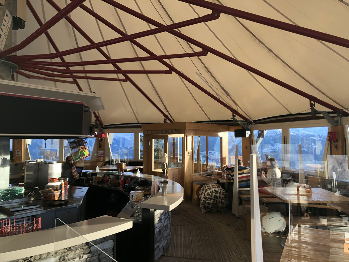 รูปถ่าย สวิสเซอร์แลนด์(Switzerland) ครองส์-มงตานา(Crans Montana) 2020-12 256