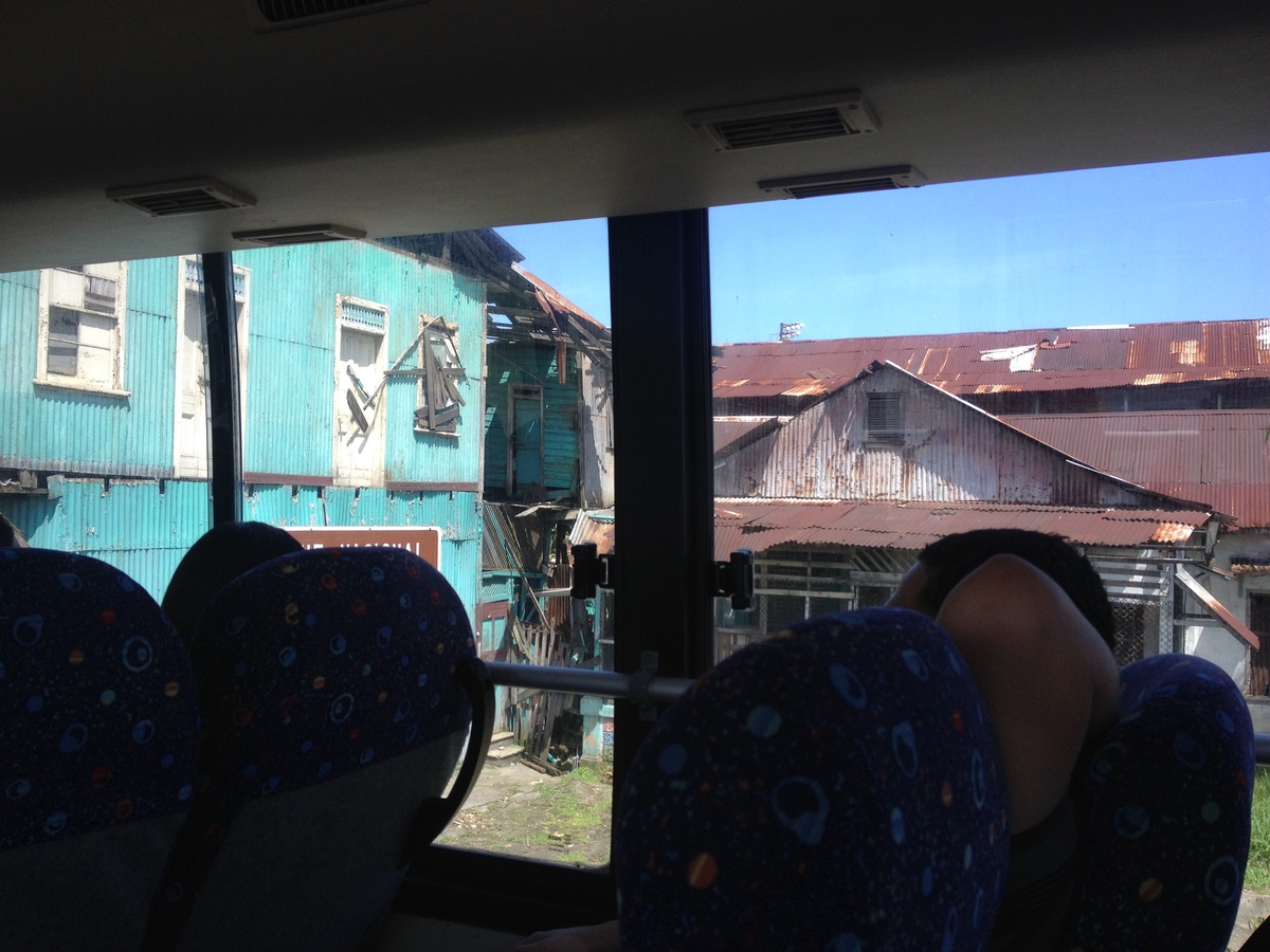 รูปถ่าย คอสตาริกา(Costa Rica) จากลีมอนไปซีกีร์เรส(Limon to Siquirres) 2015-03 28