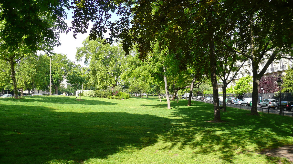 รูปถ่าย ฝรั่งเศส(France) ปารีส(Paris) ถนนฟอช(Avenue Foch) 2007-06 132