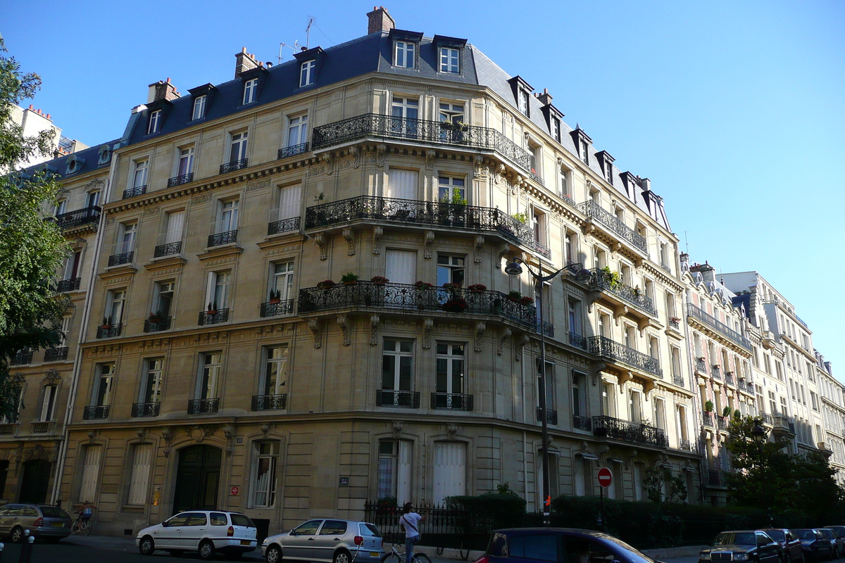 รูปถ่าย ฝรั่งเศส(France) ปารีส(Paris) คุ้มที่ 8(8th Arrondissement) ถนนแร็มบรันต์(Rue Rembrandt) 2007-09 29