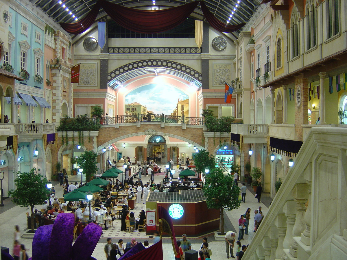 รูปถ่าย สหรัฐอาหรับเอมิเรตส์(United Arab Emirates) ดูไบ(Dubai) ห้างเมอร์กาโต(Mercato shopping mall) 2005-11 10
