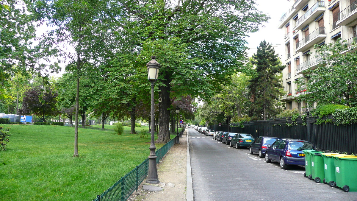 รูปถ่าย ฝรั่งเศส(France) ปารีส(Paris) ถนนฟอช(Avenue Foch) 2007-06 173