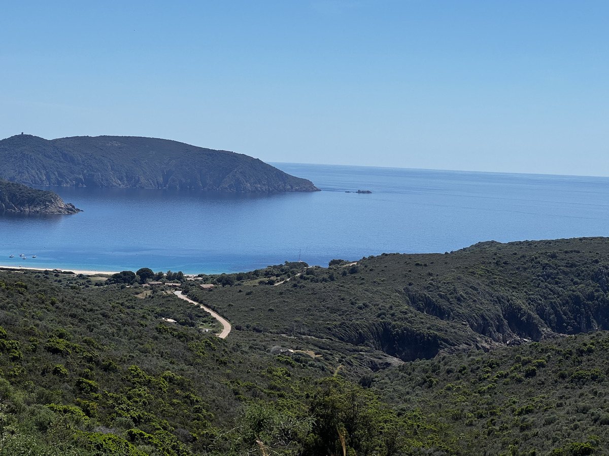 รูปถ่าย ฝรั่งเศส(France) คอร์สิคา(Corsica) แหลมกาโปรอสโซ(Capo Rosso) 2023-05 13