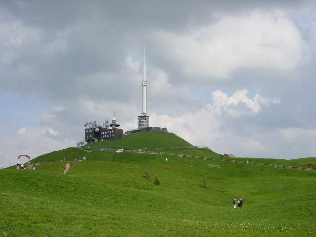 รูปถ่าย ฝรั่งเศส(France) ภูเขาปุย-เดอ-โดม(Puy de Dome) 2003-05 25