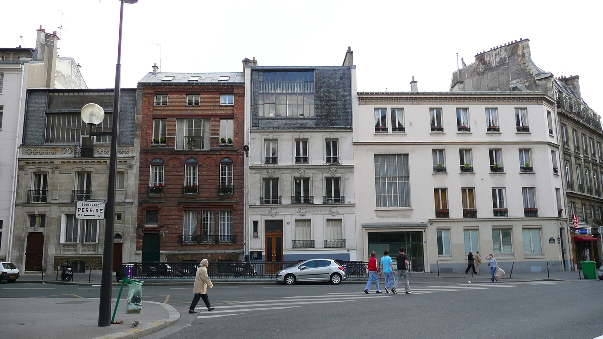 รูปถ่าย ฝรั่งเศส(France) ปารีส(Paris) คุ้มที่ 17 (17th Arrondissement) ถนนแปแรร์(Boulevard Pereire) 2007-05 57