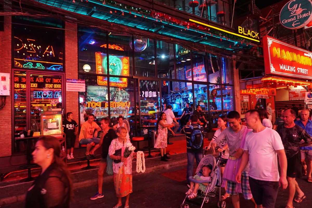 รูปถ่าย ไทย(Thailand) พัทยา(Pattaya) ถนนคนเดิน(Walking Street) 2016-12 9