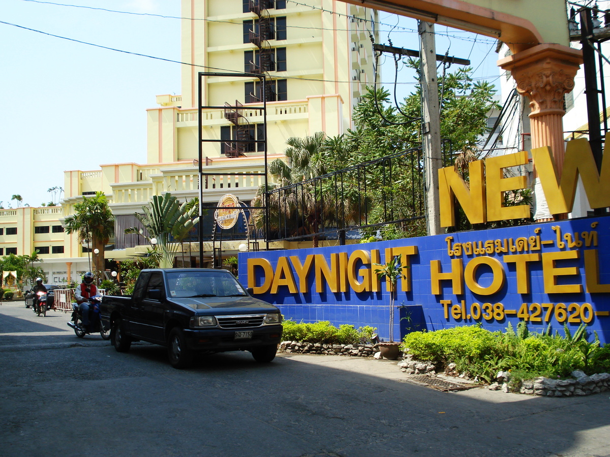 รูปถ่าย ไทย(Thailand) พัทยา(Pattaya) ถนนพัทยาใต้(Pattaya Tai Road) 2007-03 34
