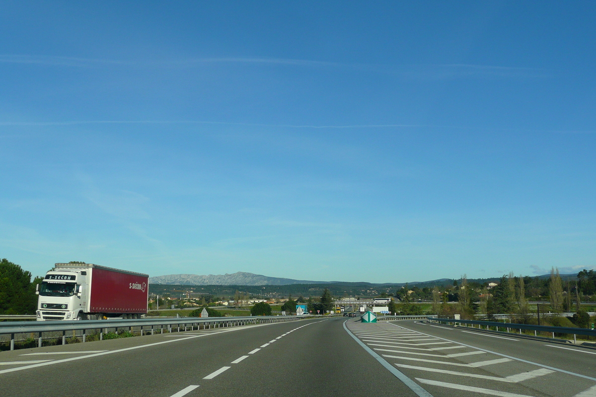รูปถ่าย ฝรั่งเศส(France) เฟรนช์ริวิเอรา(French Riviera) ถนนจากเลอลุกไปแอ็กซ์(Le Luc to Aix Road) 2008-04 1