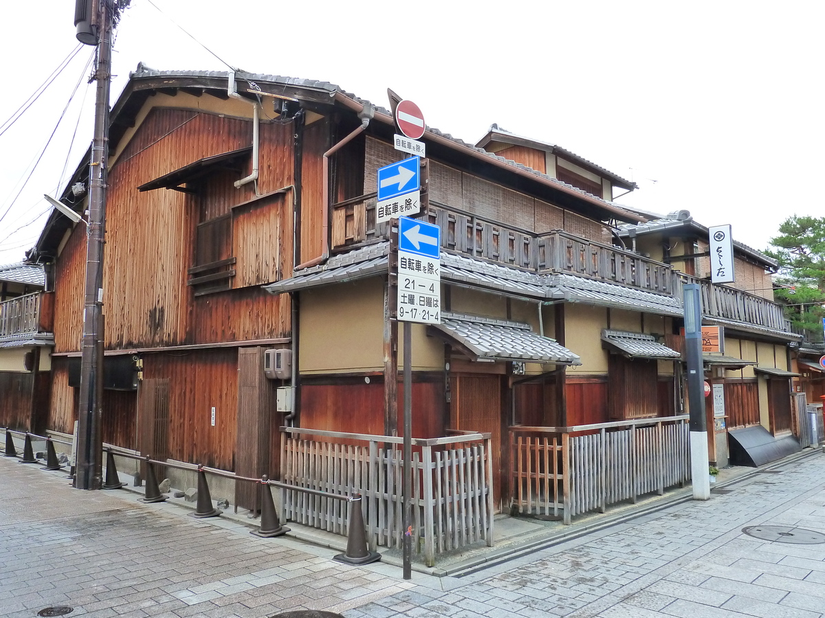 รูปถ่าย ญี่ปุ่น(Japan) เกียวโต(Kyoto) ถนนฮานามิโคจิ(Hanami koji) 2010-06 10