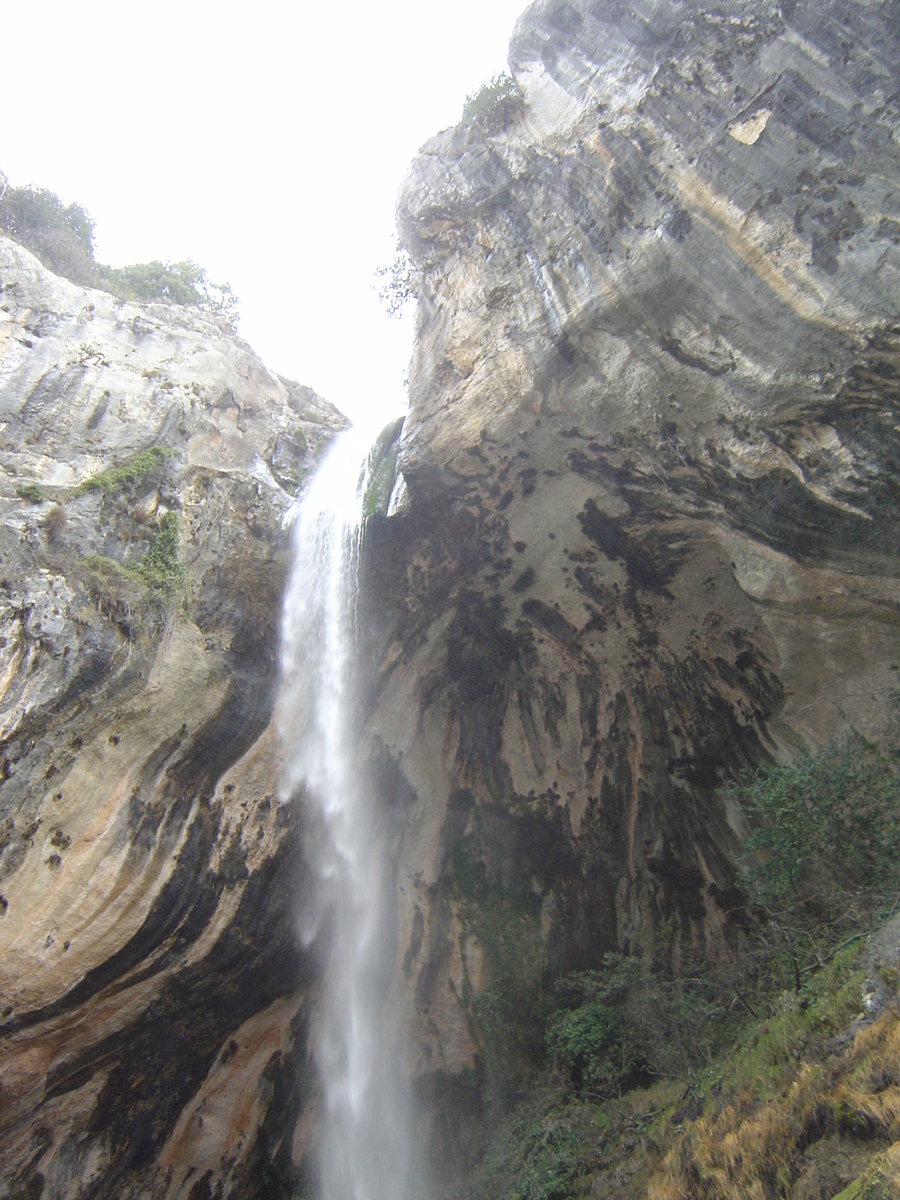 รูปถ่าย ฝรั่งเศส(France) หุบผาชันลู(Gorges du Loup) 2006-02 2
