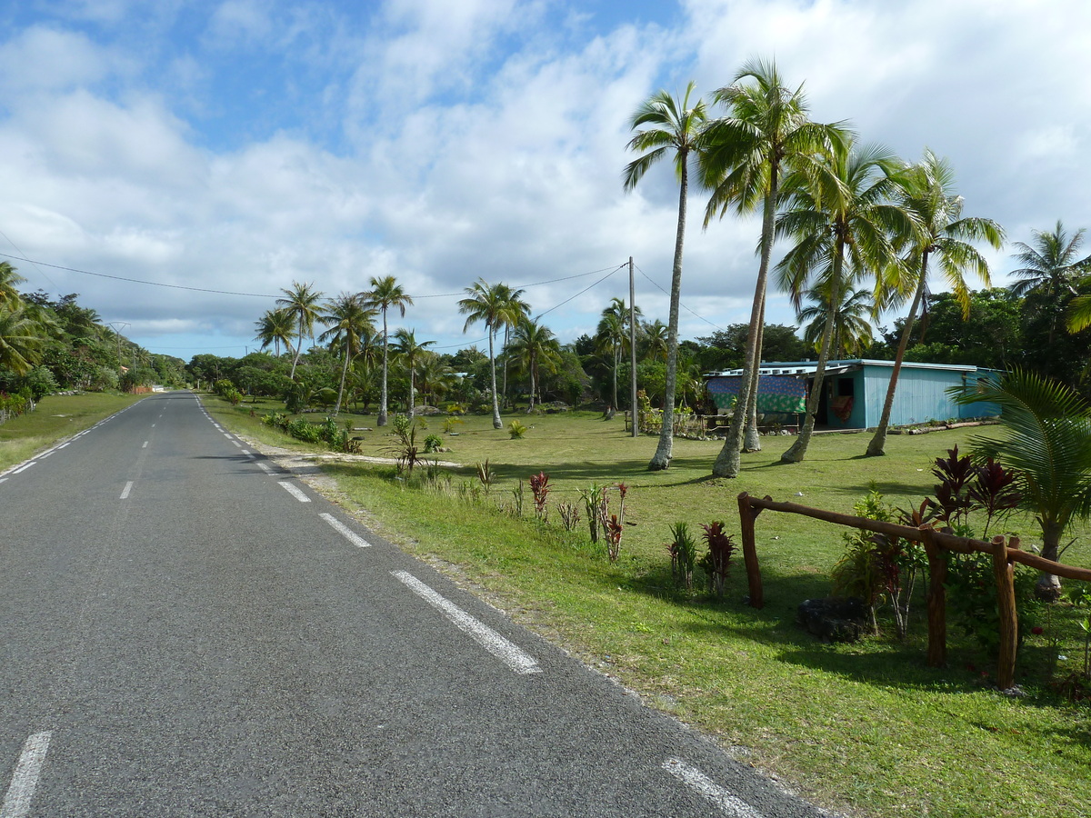 รูปถ่าย นิวแคลิโดเนีย(New Caledonia) เกาะลีฟู(Lifou) โยซิป(Josip) 2010-05 26