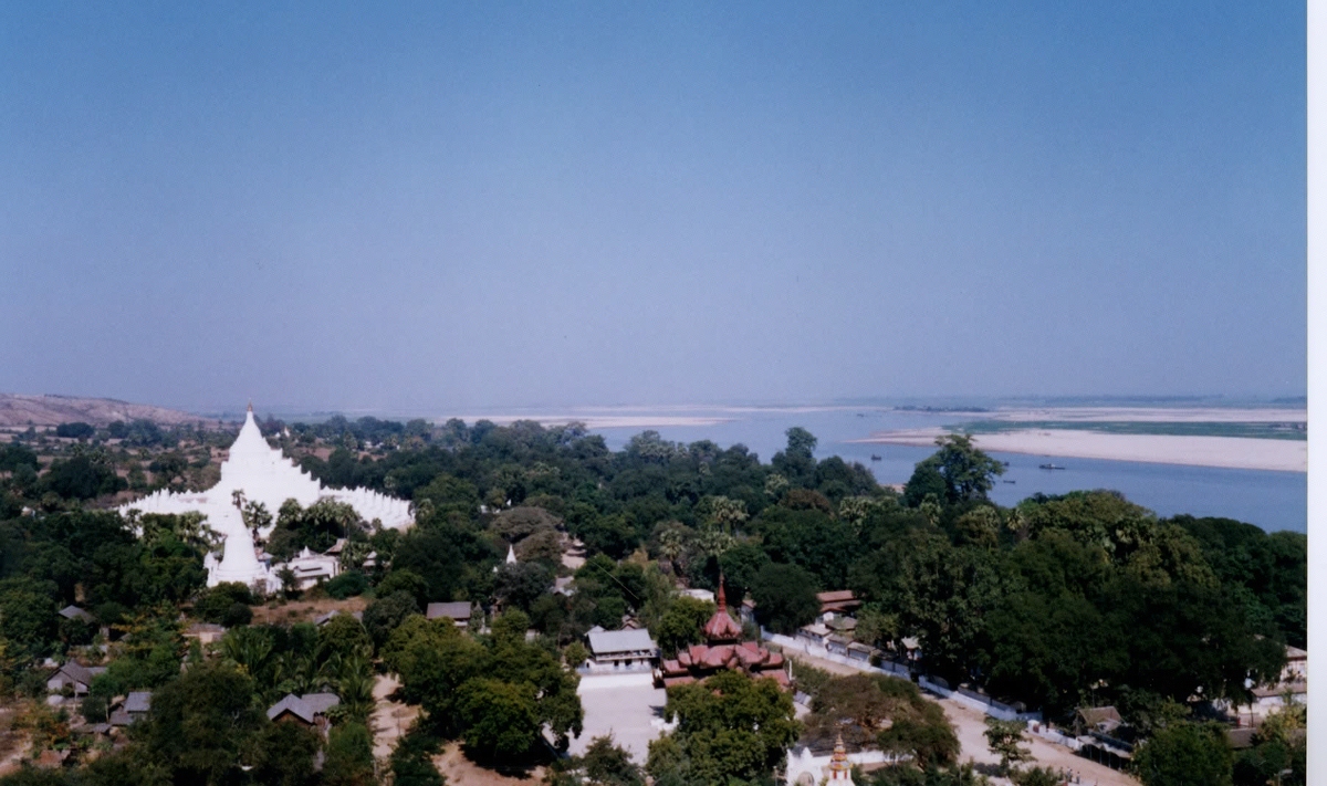รูปถ่าย พม่า(Myanmar) มันดาเลย์(Mandalay) 1998-01 0