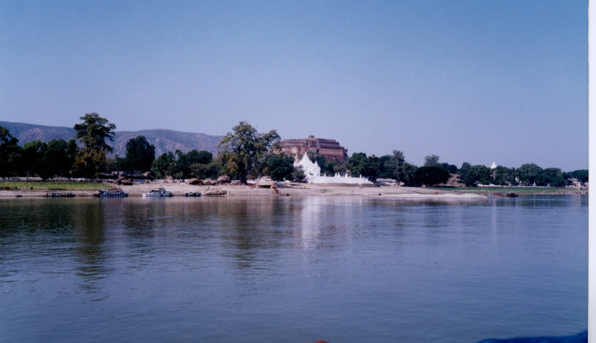รูปถ่าย พม่า(Myanmar) มันดาเลย์(Mandalay) 1998-01 3