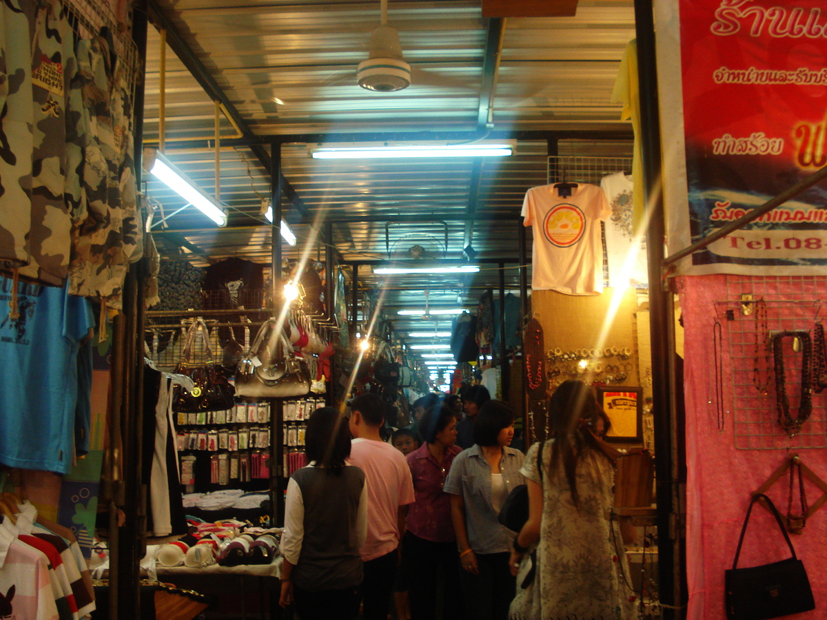 รูปถ่าย ไทย(Thailand) พิษณุโลก(Phitsanulok) ถนนพุทธบูชา(Puttabucha) 2008-01 25
