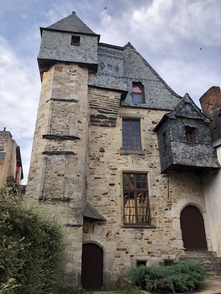 รูปถ่าย ฝรั่งเศส(France) วีเทร(Vitre) 2020-06 11