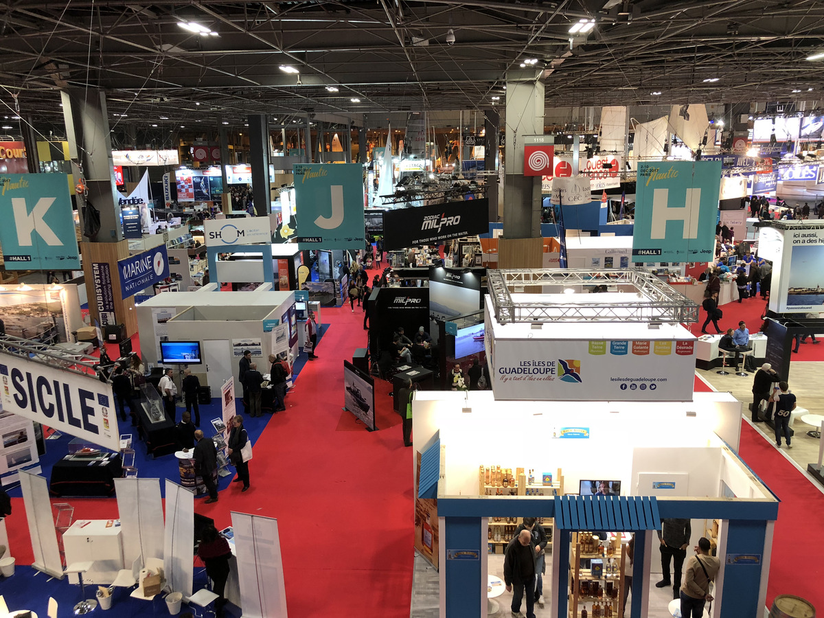 รูปถ่าย ฝรั่งเศส(France) ปารีส(Paris) งานแสดงเรือ(Salon nautique) 2017-12 23