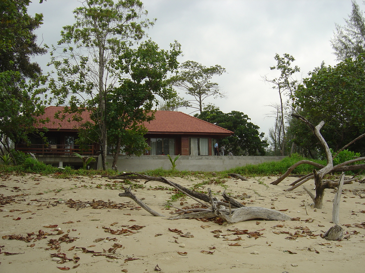 รูปถ่าย ไทย(Thailand) เขาหลัก(Khao Lak) หาดบางสัก(Bang Sak Beach) 2005-12 29