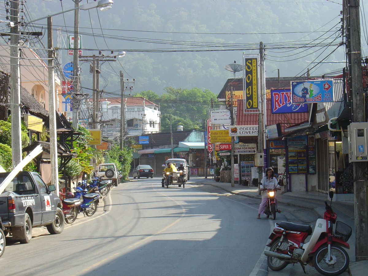 รูปถ่าย ไทย(Thailand) ภูเก็ต(Phuket) กะตะกะรน(Kata Karon) 2005-12 49