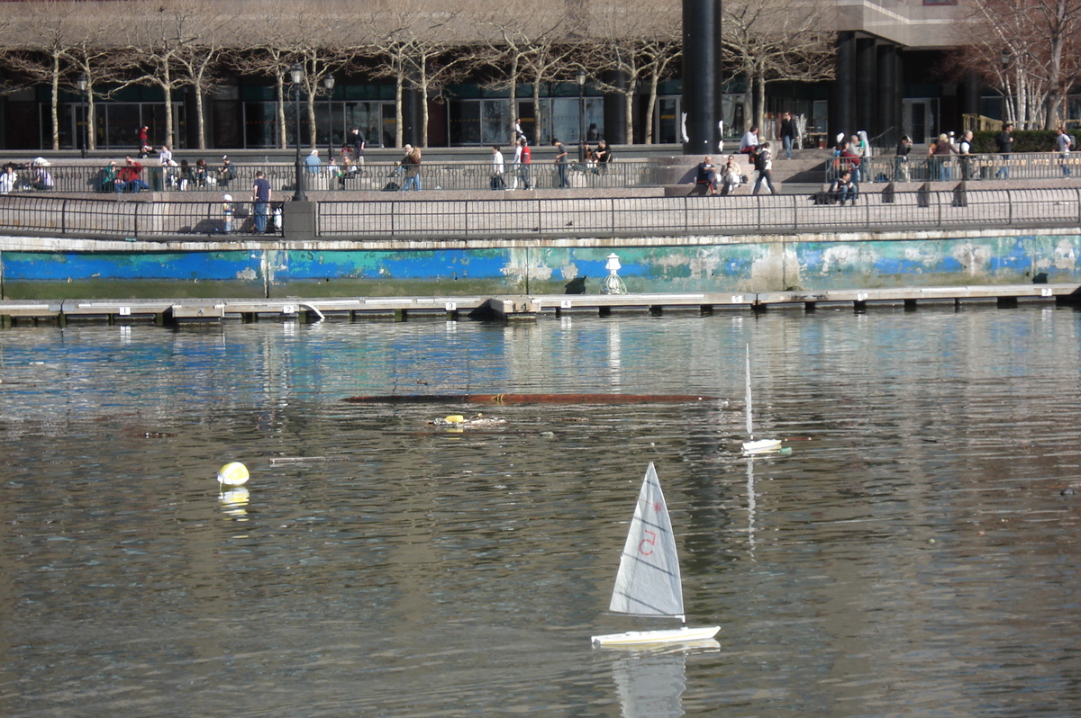 รูปถ่าย สหรัฐอเมริกา(United States) นิวยอร์ก(New York) สวน  แบตเตอรี่(Battery Park) 2006-03 67