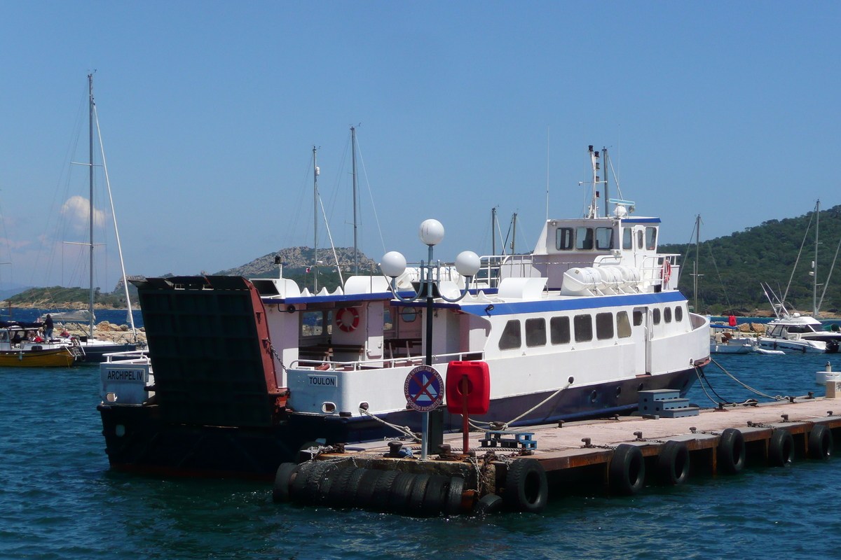 รูปถ่าย ฝรั่งเศส(France) เกาะปอร์เกอรอล(Porquerolles Island) ท่าเรือปอร์เกอรอล(Porquerolles harbour) 2008-05 40