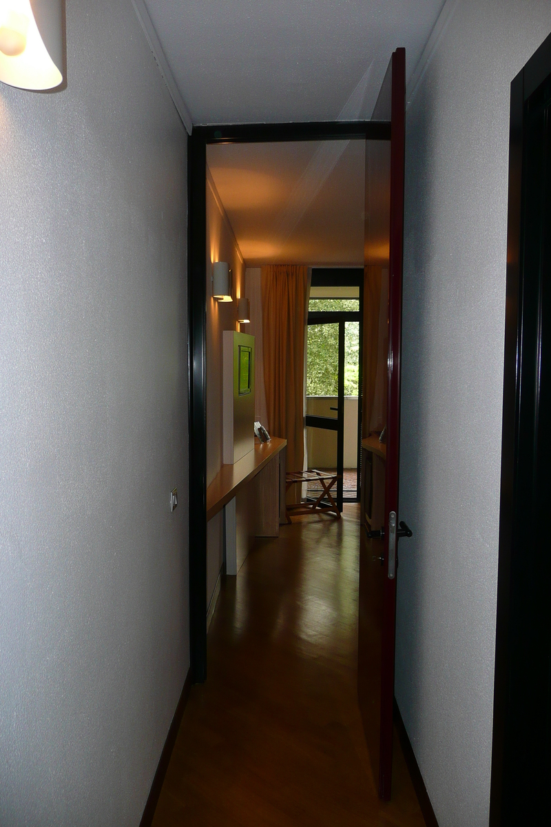 รูปถ่าย อิตาลี(Italy) มิลาน(Milan) โรงแรมคันทรีบอร์โรเมโอ(Country Hotel Borromeo) 2008-06 13