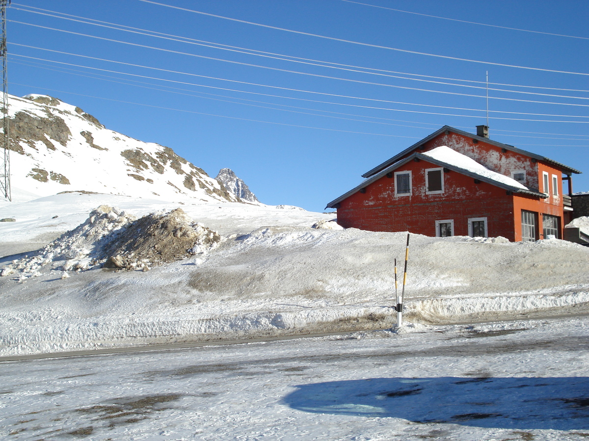 รูปถ่าย สวิสเซอร์แลนด์(Switzerland) จากปอนเตรซีนาไปลาโกเบียนโก(From Pontresina to Lago Bianco) 2007-01 18