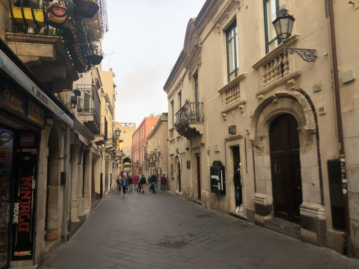 รูปถ่าย อิตาลี(Italy) ซิซิลี(Sicily) ตาออร์มีนา(Taormina) 2020-02 72
