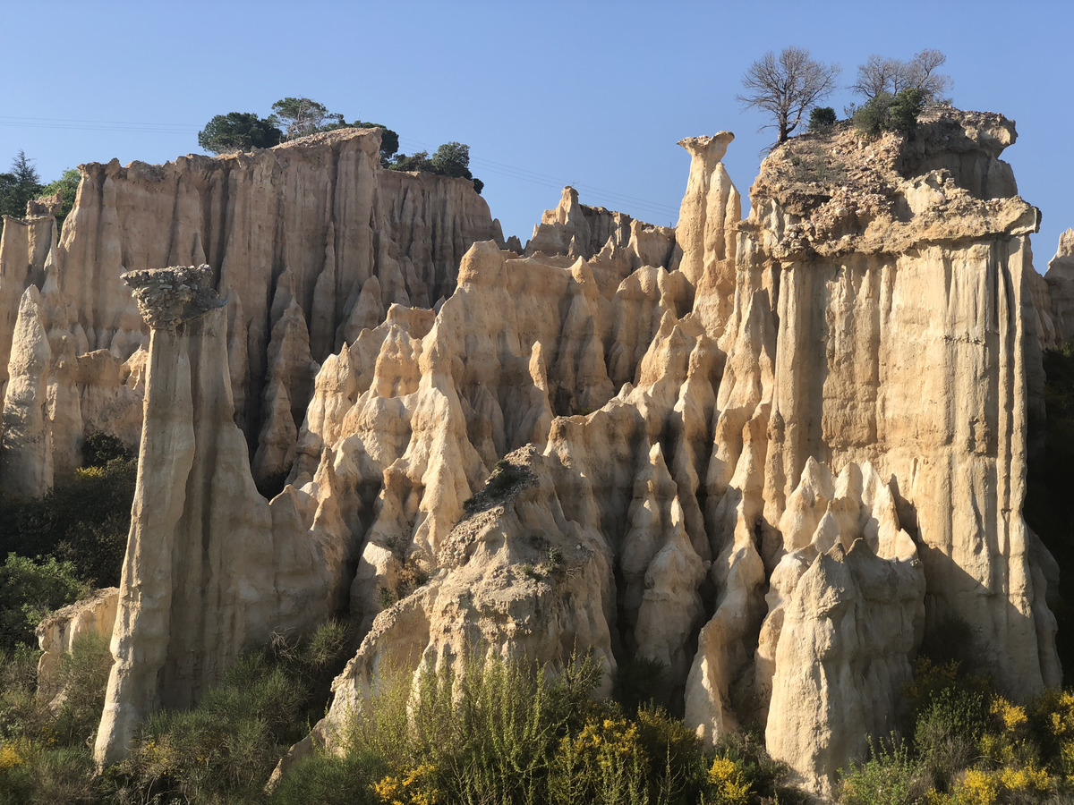 รูปถ่าย ฝรั่งเศส(France) เสาหินออร์กดีล-ซูร์-แต็ต(Orgues d'Ille Sur Tet) 2018-04 27