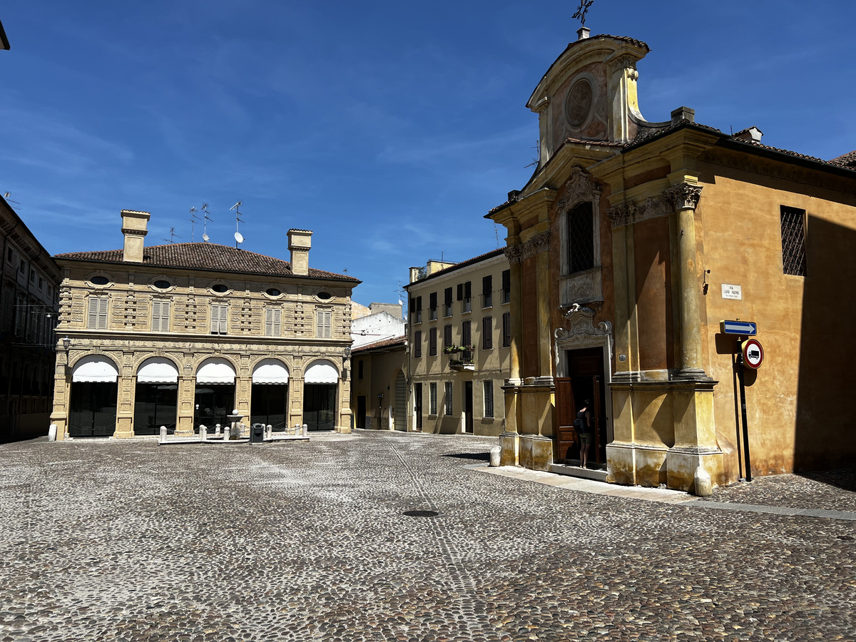 รูปถ่าย อิตาลี(Italy) เวโรเน่(Verona) 2022-05 13