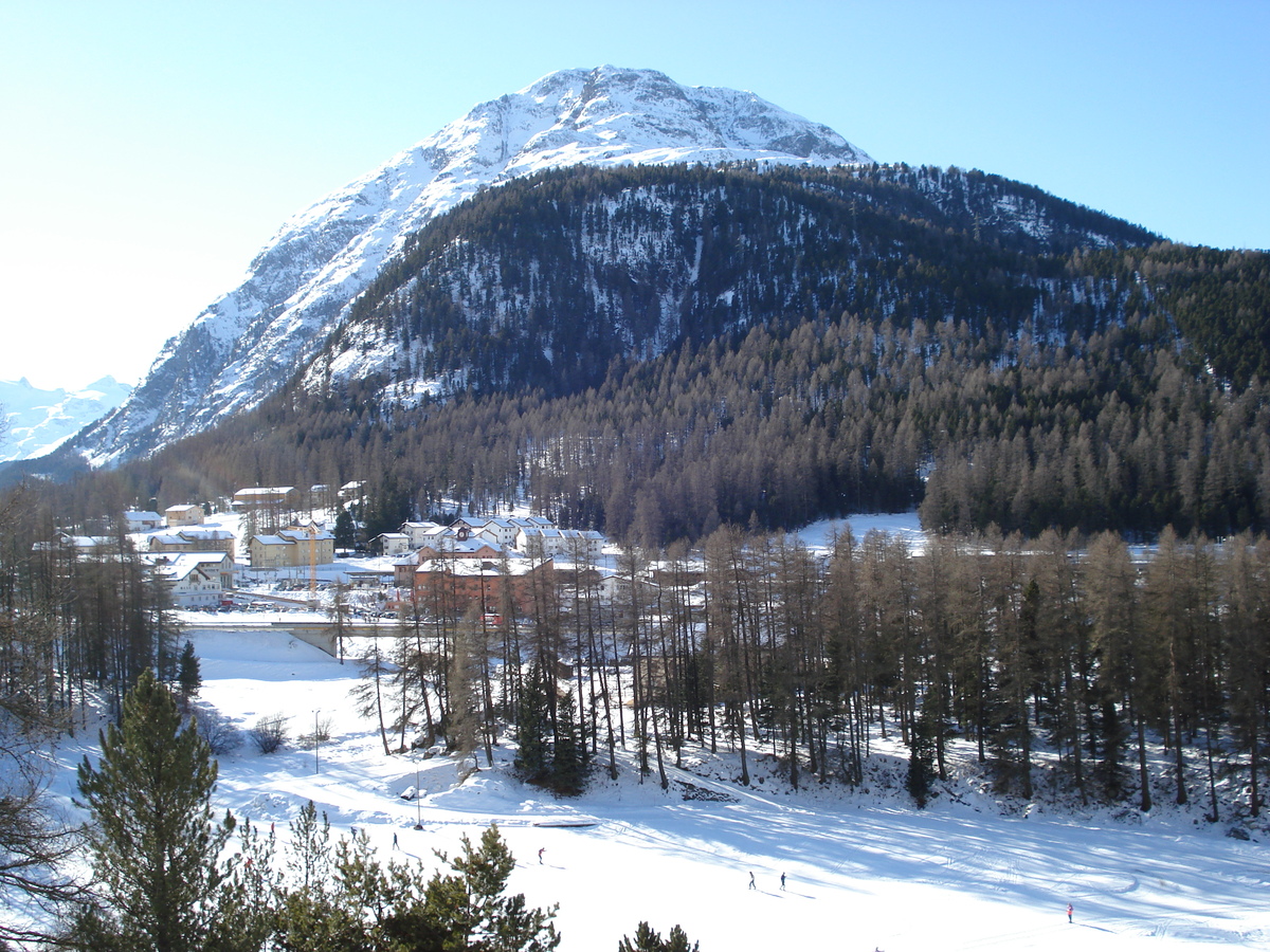 รูปถ่าย สวิสเซอร์แลนด์(Switzerland) ปองเทรซีน่า(Pontresina) โรงแรมแกรนด์โครเนนโฮฟ(Grand Hotel Kronenhof) 2007-01 6